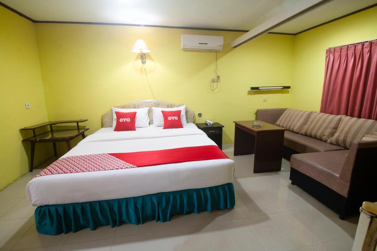 Oyo 3104 Wisata Hotel Ambon Esterno foto